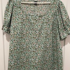 SHEIN Floral Green Women's Top